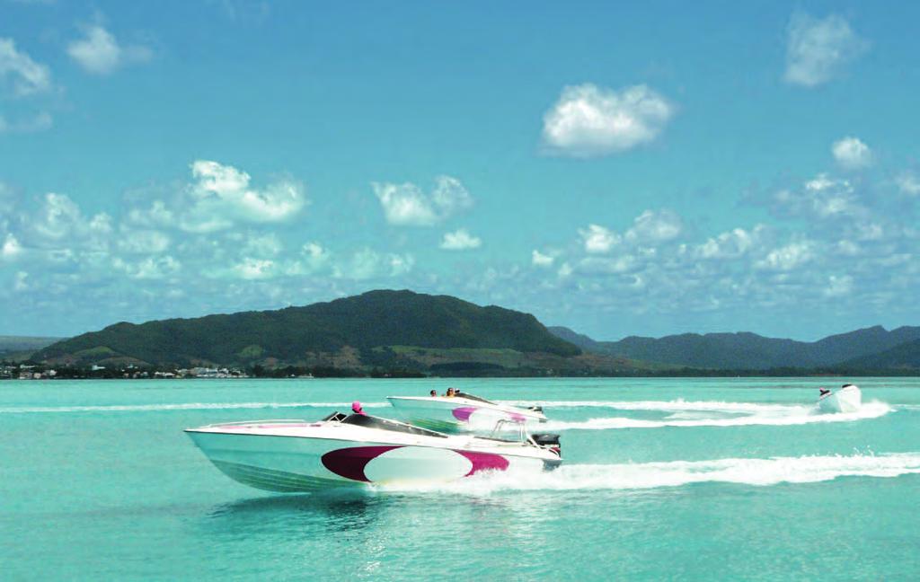 Speed Boat BLUE SAFARI Enjoy the thrill of a speed boat ride along the coast.