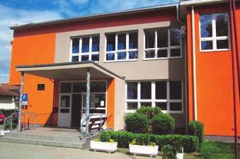 fasadu U prepunoj Sokolani proslavila je 6. lipnja Osnovna škola Ante Kovačića iz Zlatara svoj 170. rođendan.
