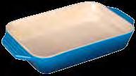 8 Rectangular Dish Perfect for slicing portions in even amounts, the Rectangular Dish is deep enough for lasagnas and roasts. 22 oz. (7" x 5") PG1047S-18 6 10.4 1 4/ 5 qt. PG1047S-26 3 11.