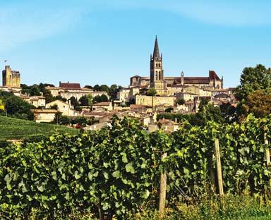 PLAZA MADELEINE HÔTEL, SARLAT-LA-CANÉDA Enjoy the tranquil pace of VILLAGE LIFE during your stay in the family-owned PLAZA MADELEINE HÔTEL, located just beyond the ancient walls of Sarlat-la-Canéda s