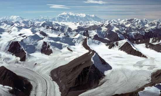 Kluane National Park and Reserve of Canada Management Plan 3 2.0 Importance of the Park A Place of National and International Significance Mount Logan. Parks Canada/W.