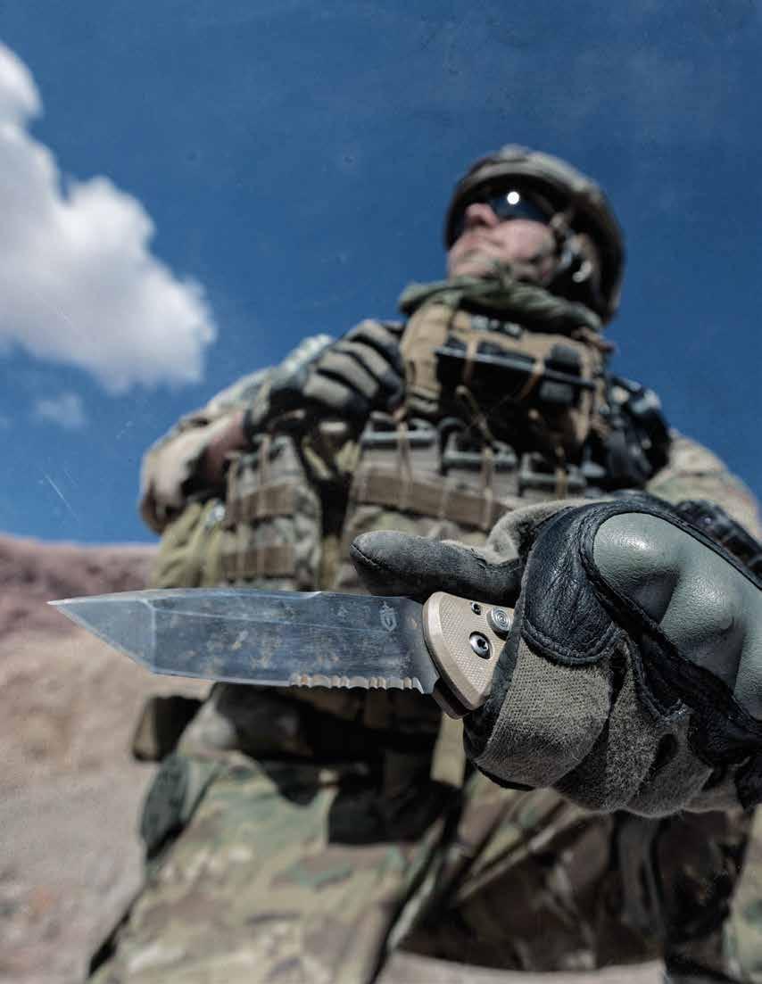 2014 NEW PRODUCTS Propel Downrange Auto Robust and just the right size, the Propel Downrange Auto is another military-grade addition to Gerber s acclaimed line of Automatic knives.