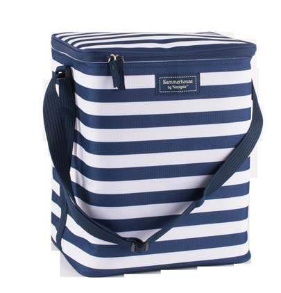 shoulder strap. Due to the extra height of this bag design, bottles can be stood upright in the cooler.