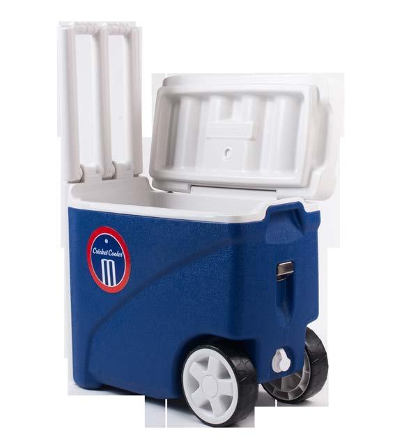 Capacity: 33 litre 73642 1 WAY Generous 33L capacity will keep food and drink chilled