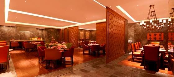 The Hotel within its own premises offers four F & B outlets like Café Knosh (All Day Dining), Dilli 32
