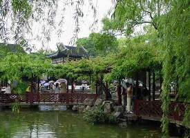 This morning, enjoy guided tours of the famous Suzhou Shanghai literati gardens - Zhuozheng Garden and Lingering Garden. Enjoy a nice walk along the atmospheric Pingjiang Road by the ancient canal.