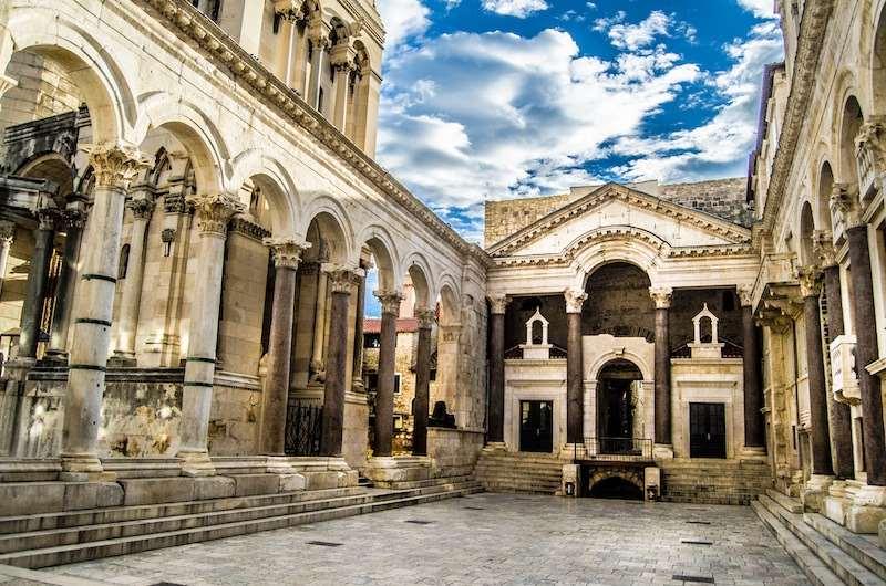 The wonderful Diocletian s Palace in Split was built around 300 AD near Salona, a capital of the Roman province of Dalmatia.