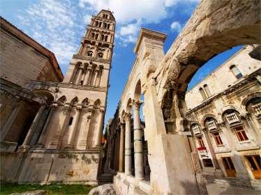 Diocletian s Palace is one of the best preserved monuments of Roman architecture in the world and was added to the UNESCO list of World Heritage Sites