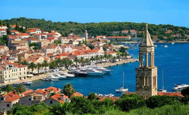 Chapter 4 Hvar the sunniest place in Croatia Hvar is one of the most popular summer destinations in Croatia.