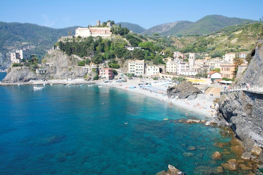 cliffs that face the Ligurian Sea on one of Italy's most scenic stretches of coastline. Every Monday, Thursday and Friday at 07.00 a.m. ** Pick up at the hotel if centrally located (no drop off) at 06.