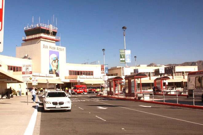 complement the existing Burbank-Bob Hope Airport