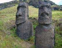 Day 3: Easter Island Easter Island Tour Drive to the south coast and see Ahus Vaihu in the bay of Hanga Te e and Akahanga where the famous king Hotu Matua is said to have been buried.