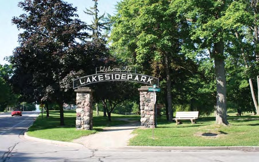Lakeside Park Highlights: Length: Surface: Picturesque gardens, gazebos, playgrounds and