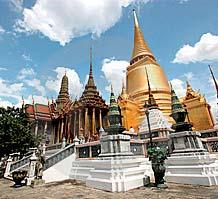 30pm 20 Nov Cruising HIGHLIGHTS BANGKOK (LAEMCHABANG), THAILAND This city is a traveller s paradise, with stalls hawking cheap bargains lining the streets and a selection of street food which would