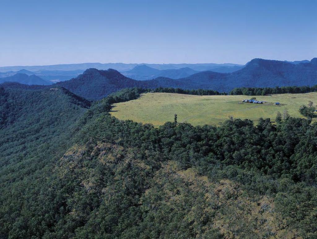 Spicers Peak Lodge Located on 8000 acres at the peak of the ridge, with breathtaking views of the World Heritage listed Main Range National Park and Scenic Rim, Spicers Peak Lodge is Queensland s