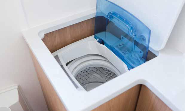 It has five processes from a wash-rinse-spin cycle (lasting approx. 38mins) to a simple spin cycle (lasting approx. 7 mins). Wash settings are set via the uncomplicated control panel.