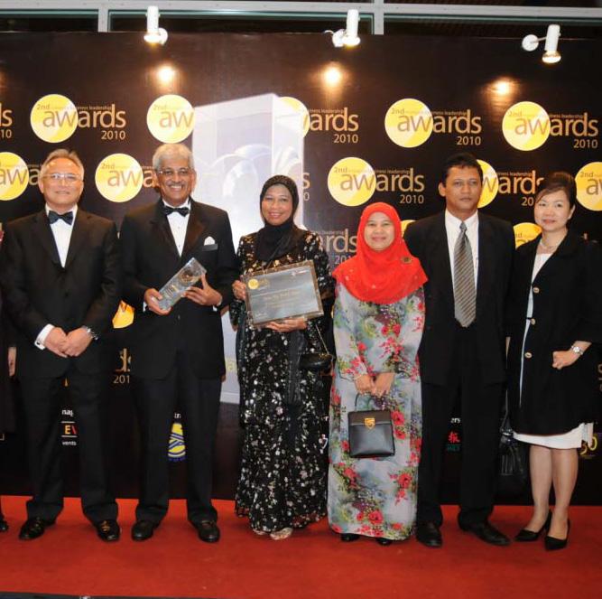 The Halal Journal Award for Tavel and Hospitality was won in 2011.