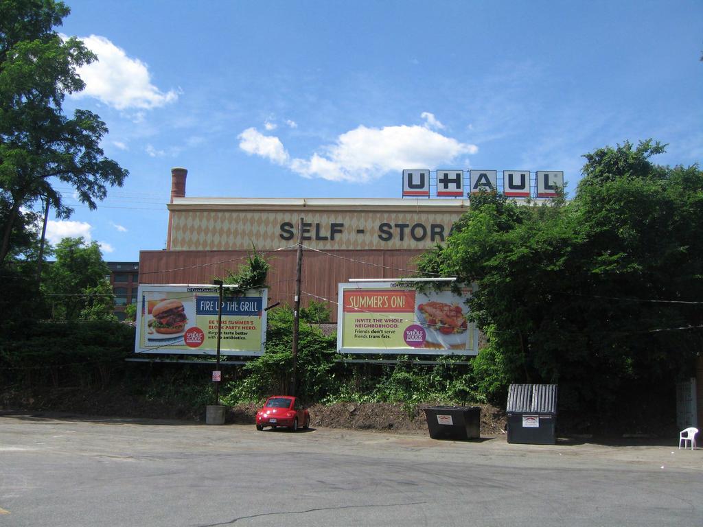 U-Haul Site from