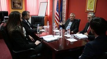 30 dhjetor 2014 Ambasadori i Shqipërisë në Kosovë, Qemal Minxhozi, mbajti ligjëratë për studentëte AAB-së Aktualitet 7 Shqipëria mendon që të jetë pjesë e BE-së brenda 10 vjetëve të ardhshme, kështu
