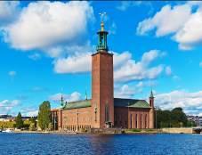 GUARANTEED ESCORTED TOURS IX DAY 1 (WEDNESDAY): ARRIVAL STOCKHOLM Arrival in Stockholm, optional transfer to Hotel Scandic Grand Central**** or similar, check-in.