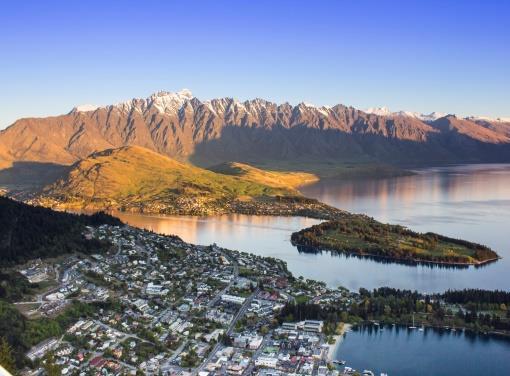 The hotel complex features fine dining and meticulous attention to detail, all in the heart of Queenstown, at one exclusive address. Stroll to the wharf, malls or Skyline attractions.