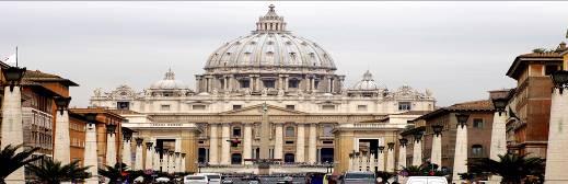 Passing alongside Castel Sant'Angelo and along Via della Conciliazione, we reach Saint Peter's Basilica (visits will not be possible on Sundays, during religious holidays and ceremonies).
