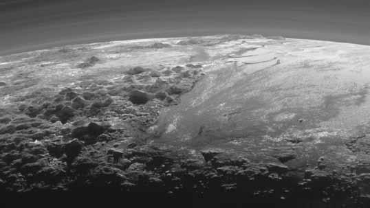 Najbolj zanimivo je, da Pluton ni zelo gosto posejan s kraterji, kar je verjetno posledica tega, da ima okoli sebe večje število lun.