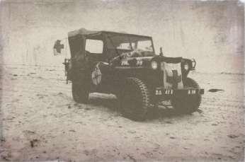 Lead by Hans Sprangers and daughter Marielle in a Dodge Ambulance, Graeme Person and Mick Jericevich in a Jeep, The Petersen boys, (Barry