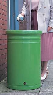 FROGGO FROGGO litter bin is tough, durable and weather-resistant. Children of all ages will love feeding him litter and he is just as popular with adults. Key-locking door panel.