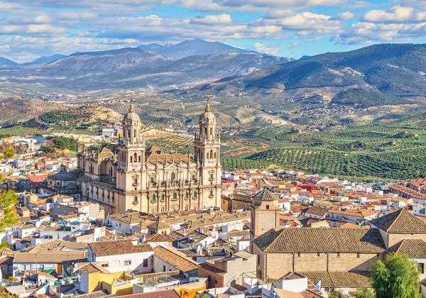 Olive Oil farm and sample their produce in this famous Olive Oil Region, explore Ubeda, Jaen and spend the night in a former 16th century palace which is now a parador Granada - tour the spectacular