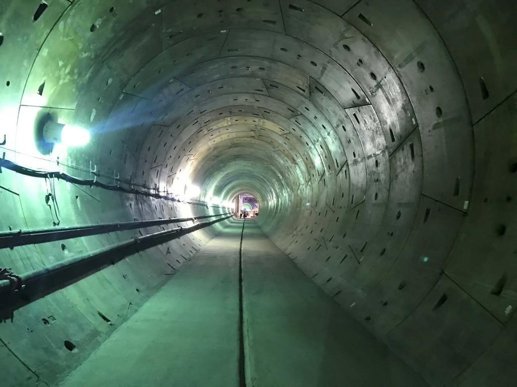 Tunnel between MLK Station