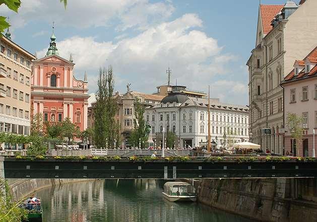 Slovenia - The Emerald Route Bike Tour 2018 Guided or Self-Guided Tour 8 days / 7 nights Our classic bike tour takes you through Slovenia's most famous historical attractions and the best that Mother
