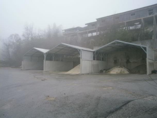 FDO infrastrukture: sprememba in reaktivacija asfaltne baze in kamnoloma (Kamnolom Podutik, 2009) Asfaltna baza in kamnolom v Podutiku (Ljubljana).
