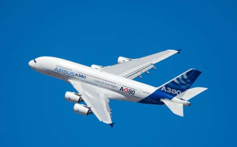 A380 100 routes served - 100