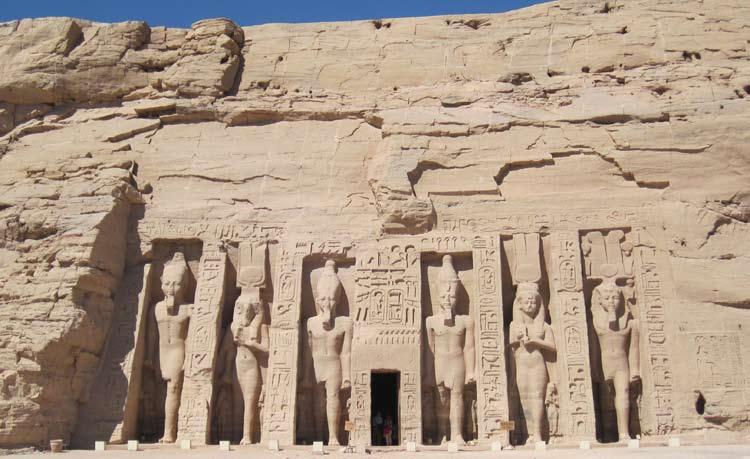Abu Simbel regent of Tuthmosis III. Queen Hatschepsut ruled as pharaoh for 20 years until she died in 1458 BC.