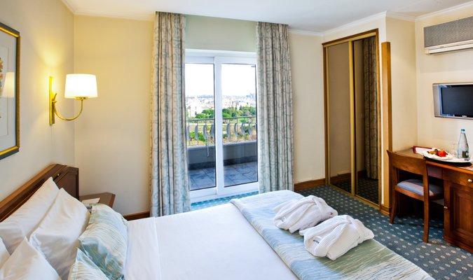 com SPECIAL PROMOTION Double Room Single Use 105.00 86.