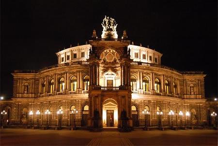 2) Full day tour Dresden Baroque, Neo-Renaissance and Classic are collected and have become an integral part of Dresden.