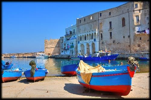 Day 5 Ostuni to Monopoli T oday you head up the Adriatic coast to the ancient port-city of Monopoli.