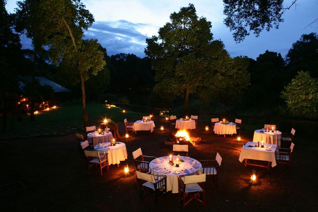 Hidden under ancient trees, deep in the forest, are just 10 luxury tents. Each room is furnished to a superior standard.