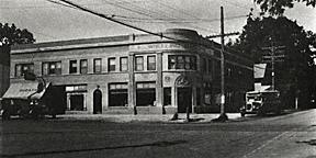 Fassbender s hardware store stood on the southeast corner of Milwaukee Ave. and Dundee Rd. It was built in 1845.