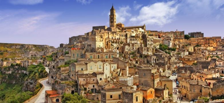 Your Itinerary - Malta & Southern Italy April 23rd - May 14th, 2016 Featured Attractions: Optional premium tours in Malta, guided touring in Sicily, Calabria, Puglia and Bari.