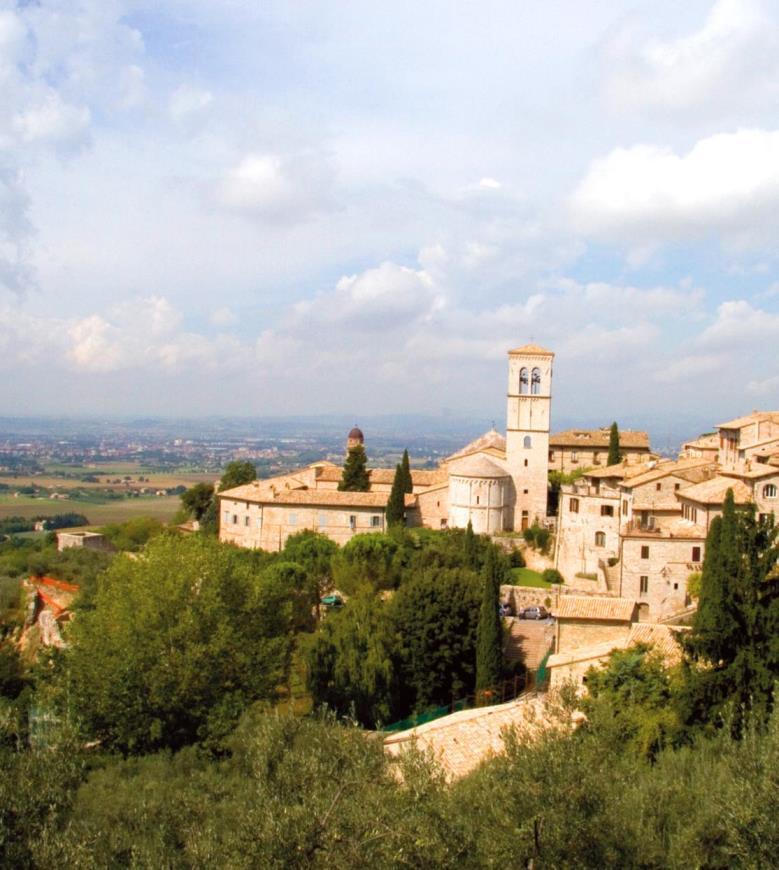 Day 4: Sunday, September 20, 2015 Siena Journey through Tuscany s low-lying hills and olive groves to Siena, one of Italy s most beautiful cities.