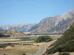 CHAPTER 10. WEST COAST 168 10.3.3 Arthur s Pass to Christchurch (153k) Arthur s Pass is a township in the middle of a national park.