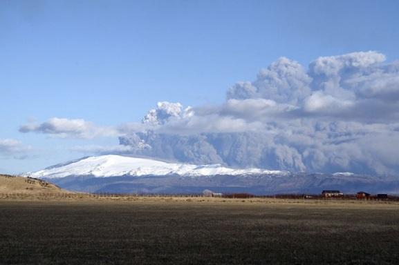 Prof Bill McGuire, professor at the Aon Benfield UCL Hazard Research Centre (U.K.), said it was not "particularly unusual" for ash from Icelandic eruptions to reach the UK. "Such a large eruption.