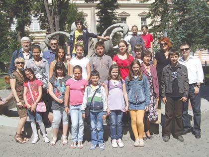 Учествовало су малишани, талентовани млади песници, из Бијељине, Вуковара и Сремске
