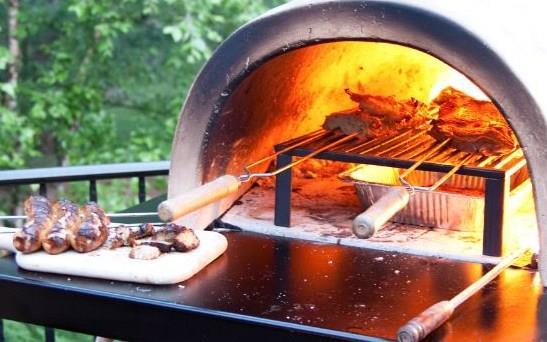 #FPA-12 ALLUMINUM PIZZA PLATES A The grill rack: sizzling steaks, smoked fish, Vegetables.