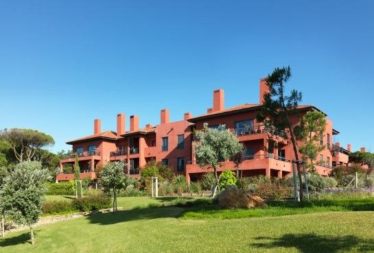 The Sheraton Cascais Resort affords a haven of tranquillity and relaxation within its spacious gardens.