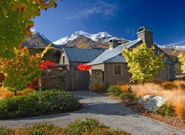 Blanket Bay Glenorchy, near Queenstown Facilities include an intimate den where pre-dinner drinks are served, the games room, an elaborate spa comprising a gym, jacuzzi, steam rooms, a