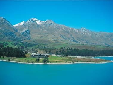 AT: BLANKET BAY GLENORCHY Glenorchy, located at the