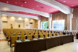 Silken Al-Andalus Hotel represents the personalised option for any type of